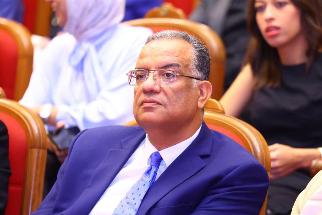 د. محمود مسلم عضو مجلس الشيوخ