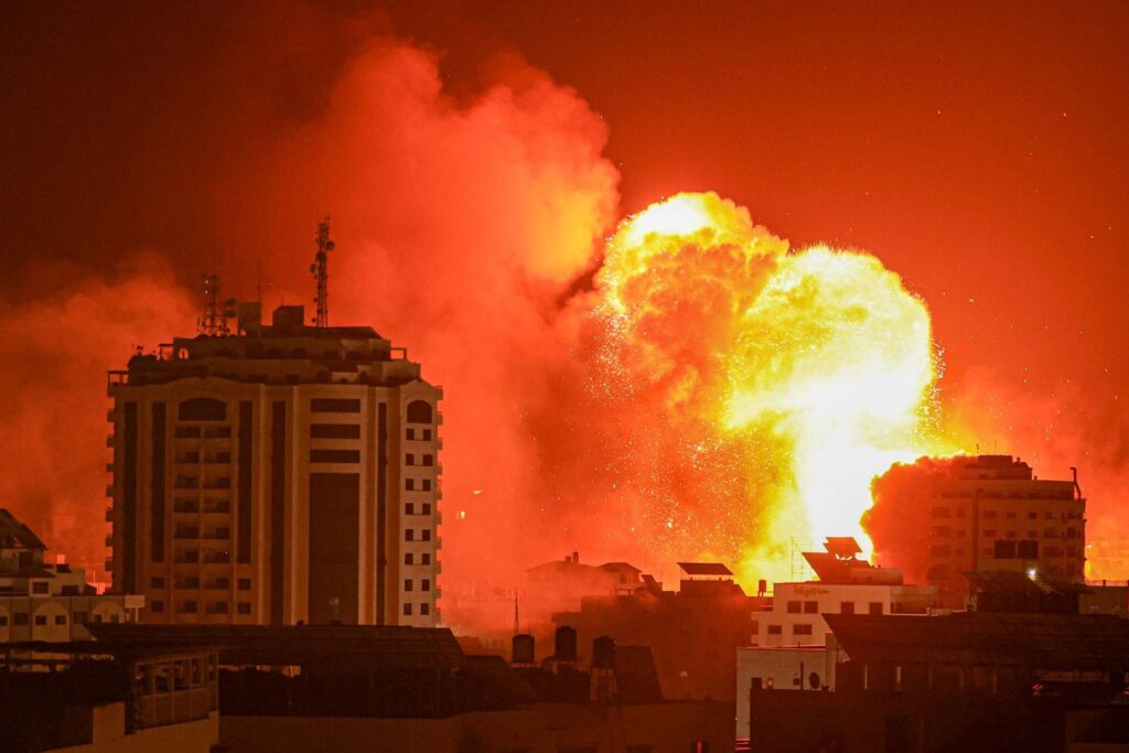 مأساة لبنان تتصدر محادثات السلام في سويسرا
