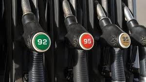 ما هو الفرق بين بنزين 92 وبنزين 95 في كفاءة المحرك فعلياً؟