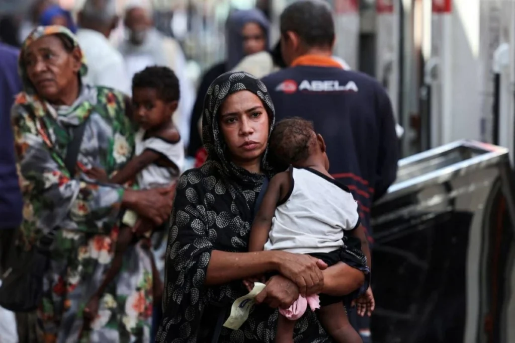 كم تبلغ تكلفة استضافة مصر لـ 10.5 مليون لاجئ؟