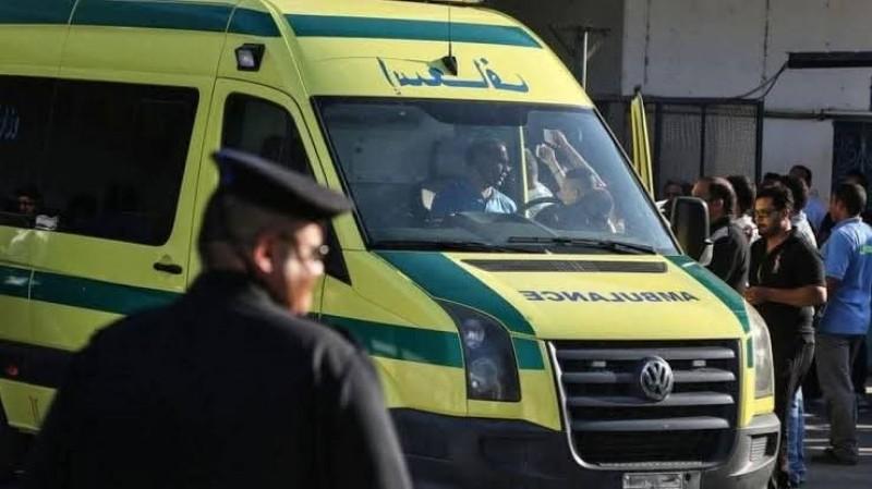 سيارات اسعاف تتوجه لموقع تفاصيل حادث قطار طنطا