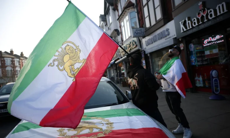 علم إيران القديم في مونديال 2026
