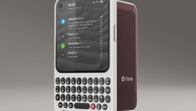 هاتف Clicks Communicator